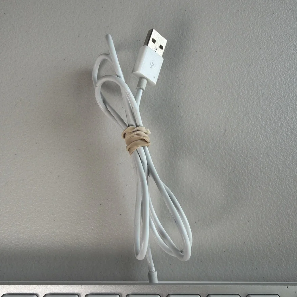 2007 Apple Keyboard Works But Missing Button